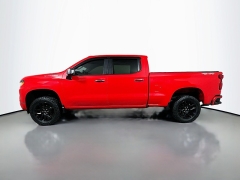 Used 2022  Chevrolet Silverado 1500 4WD Crew Cab 147" Custom at Graham Auto Mall near Mansfield&comma; OH