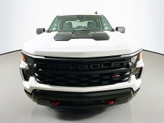 Used 2022  Chevrolet Silverado 1500 4WD Crew Cab 147" Custom Trail Boss at Graham Auto Mall near Mansfield&comma; OH