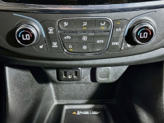 Used 2023  Chevrolet Traverse FWD 4dr LT Cloth w&sol;1LT at Dutro Auto near Zanesville&comma; OH