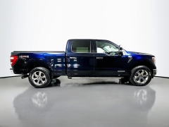Used 2022  Ford F-150 4WD LARIAT SuperCrew 5&period;5' Box Hybrid at Dutro Auto near Zanesville&comma; OH