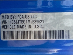 Used 2021  Jeep Gladiator Mojave 4x4 at Dutro Auto near Zanesville&comma; OH