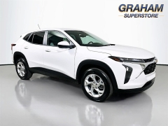 Used 2024  Chevrolet Trax FWD 4dr LS at Dutro Auto near Zanesville&comma; OH