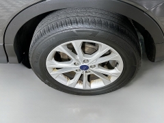 Used 2017  Ford Escape 4d SUV FWD SE at Dutro Auto near Zanesville, OH