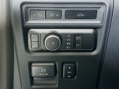 Used 2024  Ford F-150 4WD LARIAT SuperCrew 5&period;5' Box Hybrid at Dutro Auto near Zanesville&comma; OH