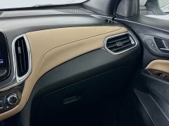 Used 2022  Chevrolet Equinox FWD 4dr Premier at Dutro Auto near Zanesville, OH