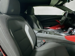 Used 2022  Chevrolet Camaro 2dr Conv LT1 at Dutro Auto near Zanesville&comma; OH