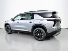 New 2026  Chevrolet Traverse AWD 4dr LT w&sol;2LT at Dutro Auto near Zanesville&comma; OH