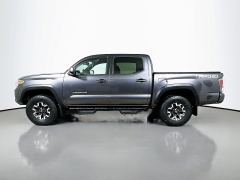 Used 2021  Toyota Tacoma 4WD TRD Off Road Double Cab 6ft Bed V6 AT at Graham Auto Mall near Mansfield&comma; OH