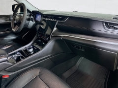 Used 2023  Jeep Grand Cherokee L Limited 4x4 at Dutro Auto near Zanesville&comma; OH