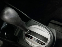 Used 2010  Honda Fit 5d Hatchback Base Auto at Dutro Auto near Zanesville&comma; OH