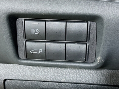 Used 2025  Toyota Highlander Hybrid XLE Nightshade AWD at Dutro Auto near Zanesville&comma; OH
