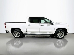 Used 2021  Chevrolet Silverado 1500 4WD Crew Cab 147" High Country at Graham Auto Mall near Mansfield, OH