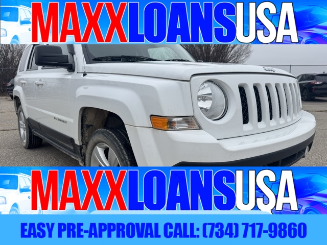 Used 2015  Jeep Patriot 4d SUV 4WD Latitude at Maxx Loans near , 