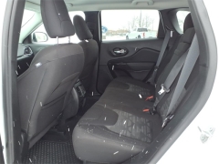 Used 2019  Jeep Cherokee Altitude 4x4 at Maxx Loans near St&period; Adrian&comma; MI