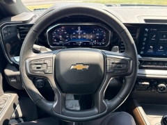 Used 2024  Chevrolet Silverado 1500 4WD Crew Cab 147" High Country at Maxx Loans near St&period; Adrian&comma; MI