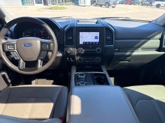 Used 2020  Ford Expedition Max 4d SUV 4WD Limited at Maxx Loans near St&period; Adrian&comma; MI