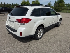Used 2014  Subaru Outback 4dr Wgn H4 Auto 2&period;5i Limited at Maxx Loans near St&period; Adrian&comma; MI