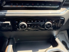 Used 2024  Chevrolet Silverado 1500 4WD Crew Cab 147" High Country at Maxx Loans near St&period; Adrian&comma; MI