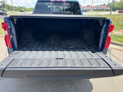 Used 2024  Chevrolet Silverado 1500 4WD Crew Cab 147" High Country at Maxx Loans near St&period; Adrian&comma; MI