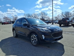 Used 2020  Ford Escape 4d SUV AWD Titanium at Maxx Loans near St&period; Adrian&comma; MI