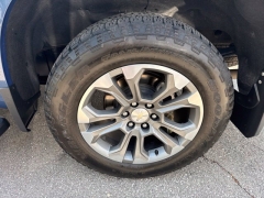 Used 2024  Chevrolet Silverado 1500 4WD Crew Cab 147" High Country at Maxx Loans near St&period; Adrian&comma; MI