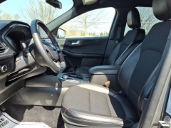 Used 2025  Ford Escape ST-Line AWD at Maxx Loans near St&period; Adrian&comma; MI