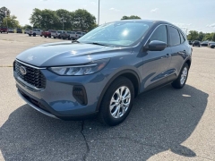 Used 2023  Ford Escape Active AWD at Maxx Loans near St&period; Adrian&comma; MI