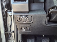 Used 2020 Ford F-150 4WD SuperCrew Lariat 5 1/2 at Maxx Loans near ,