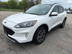 Used 2022  Ford Escape SEL Hybrid AWD at Maxx Loans near St&period; Adrian&comma; MI
