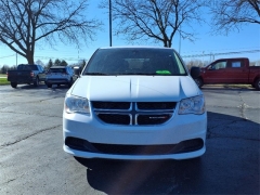 Used 2019 Dodge Grand Caravan 4d Wagon SE at Maxx Loans near ,