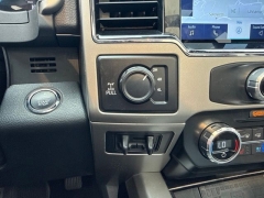 Used 2022  Ford Super Duty F-250 4WD LARIAT Crew Cab SRW 8' Box at Maxx Loans near St&period; Adrian&comma; MI