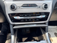 Used 2023  Ford Explorer XLT 4WD at Maxx Loans near St&period; Adrian&comma; MI