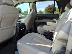 Used 2020  Ford Expedition Max 4d SUV 4WD Limited at Maxx Loans near St&period; Adrian&comma; MI