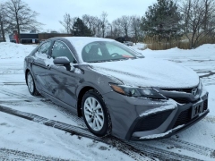 Used 2024  Toyota Camry SE Auto AWD at Maxx Loans near St&period; Adrian&comma; MI