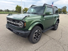 Used 2022  Ford Bronco 2 Door 4x4 at Maxx Loans near St&period; Adrian&comma; MI