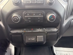 Used 2019  Chevrolet Silverado 1500 4WD Crew Cab LT at Maxx Loans near St&period; Adrian&comma; MI