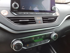 Used 2022  Nissan Altima 2&period;5 SV Sedan at Maxx Loans near St&period; Adrian&comma; MI