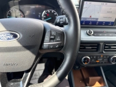 Used 2024  Ford Maverick Lariat AWD SuperCrew EcoBoost at Maxx Loans near St&period; Adrian&comma; MI