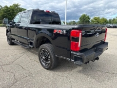 Used 2024  Ford Super Duty F-250 4WD LARIAT Crew Cab SRW 6&period;75' Box at Maxx Loans near St&period; Adrian&comma; MI
