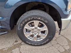 Used 2017 Ford F-150 4WD SuperCrew Box at Maxx Loans near ,