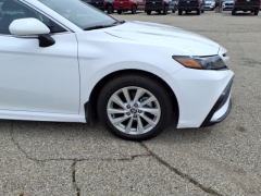 Used 2024  Toyota Camry SE Auto at Maxx Loans near St&period; Adrian&comma; MI