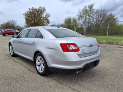 Used 2012 Ford Taurus 4d Sedan SEL AWD at Maxx Loans near ,