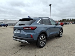 Used 2024  Ford Escape Platinum AWD at Maxx Loans near St&period; Adrian&comma; MI
