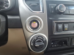 Used 2018  Nissan Titan 4WD Crew Cab SV at Maxx Loans near St&period; Adrian&comma; MI