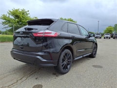 Used 2022 Ford Edge AWD at Maxx Loans near ,