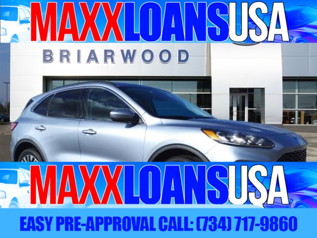 Used 2022  Ford Escape Titanium AWD at Maxx Loans near , 