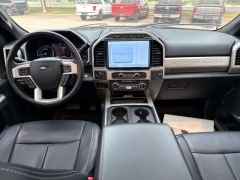 Used 2022  Ford Super Duty F-250 4WD LARIAT Crew Cab SRW 8' Box at Maxx Loans near St&period; Adrian&comma; MI