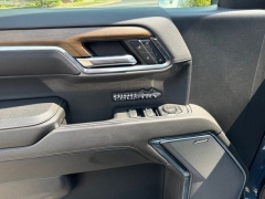 Used 2024  Chevrolet Silverado 1500 4WD Crew Cab 147" High Country at Maxx Loans near St&period; Adrian&comma; MI