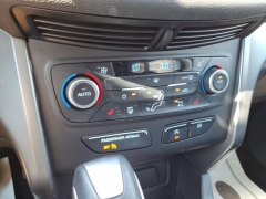 Used 2018  Ford Escape 4d SUV FWD SEL at Maxx Loans near St&period; Adrian&comma; MI