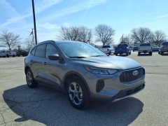 Used 2025  Ford Escape ST-Line AWD at Maxx Loans near St&period; Adrian&comma; MI